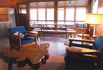 Ginger's cabin: interior
